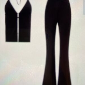 Black Women's Flared Pants - Classic High-Rise Style